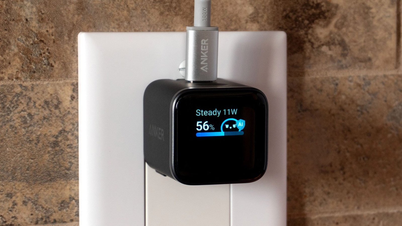 Anker’s 45W Nano Charger Adds a Screen, Not a Gimmick