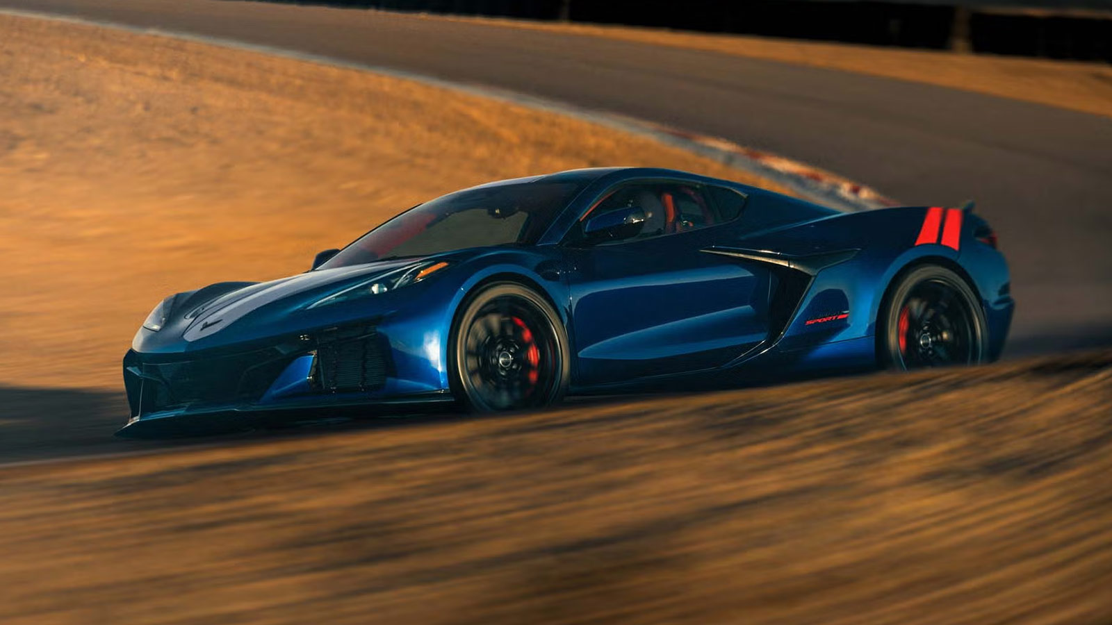 Chevrolet Unveils 2027 Corvette Grand Sport and Electrified Grand Sport X