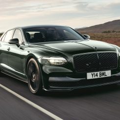 Bentley Flying Spur Gains a Cleaner Look and a 680-HP S Model