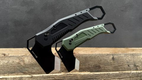 Willumsen Makes an Axe Pocket-Sized