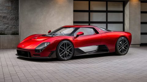 McLaren McL 6GT Brings Back the Manual