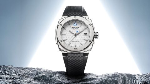 Alpina Extreme Solarmetre Hides Solar Cells in Plain Sight