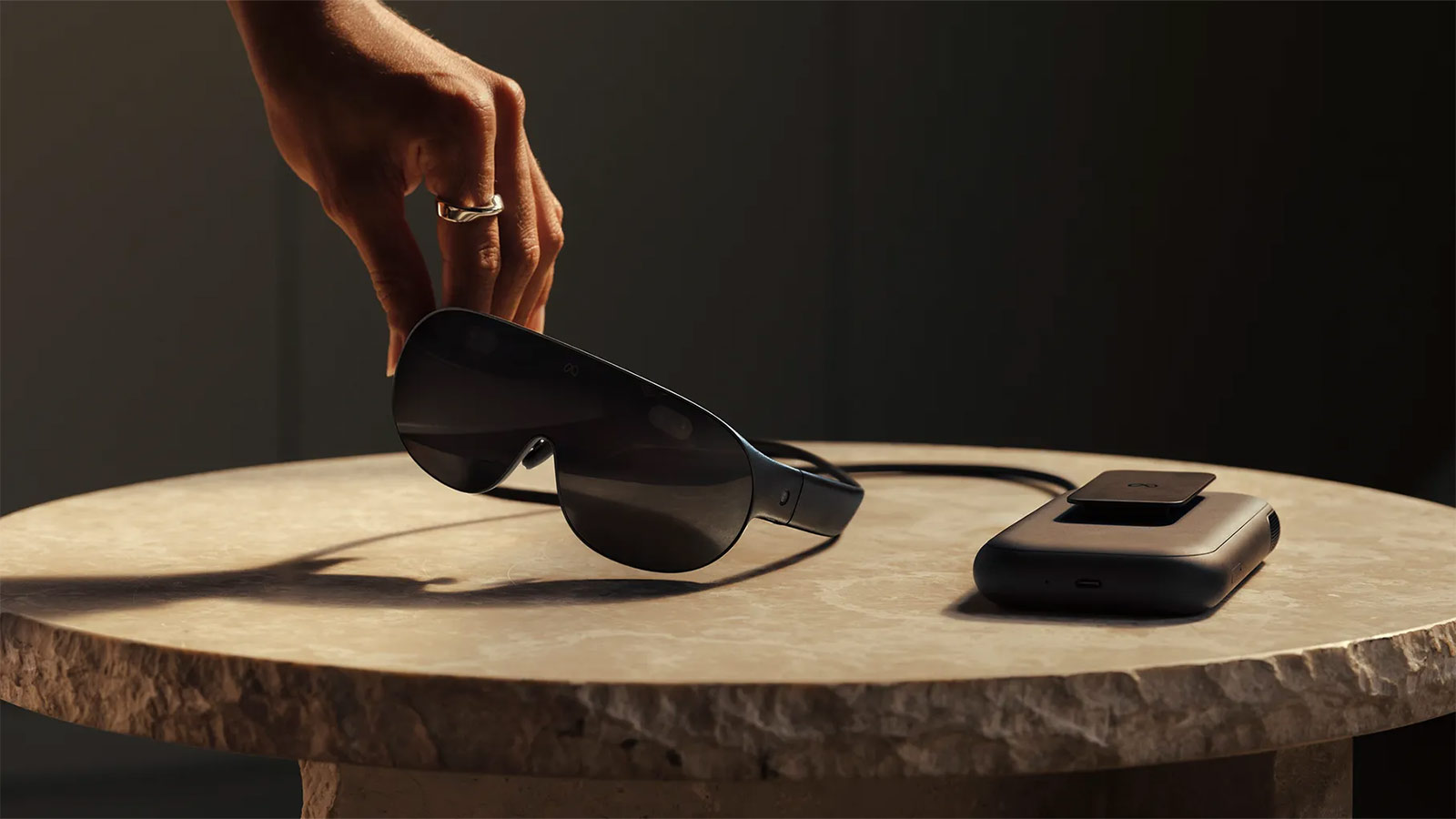 Meta VR Glasses Put 5K VR Into 100 Grams