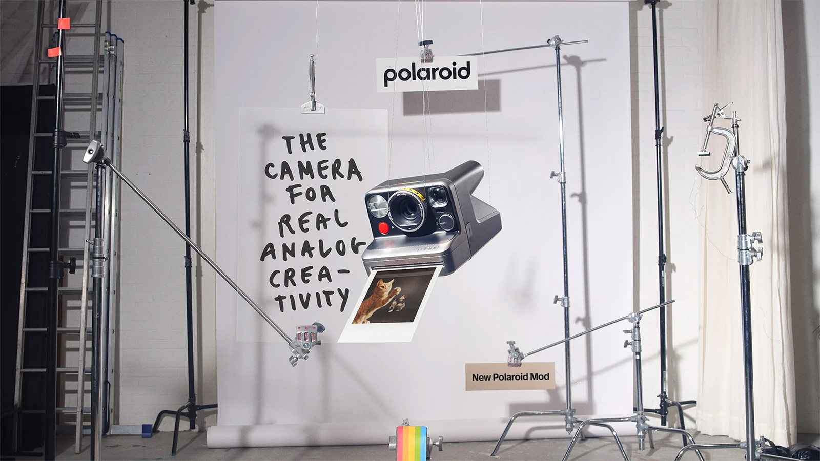 Polaroid Mod Puts Analog Tricks on a Dial
