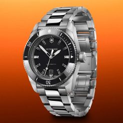 Victorinox Rebuilds the Maverick at 39mm