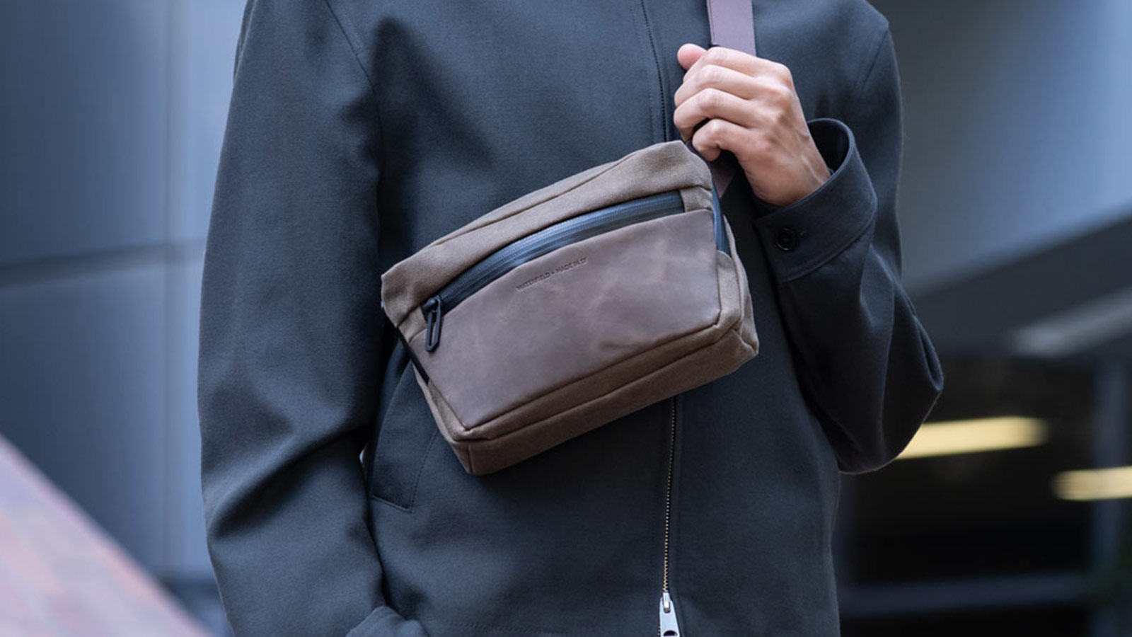 WaterField Traverse Sling Opens on the Diagonal